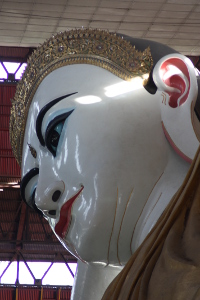 hoofd van de liggende Boeddha